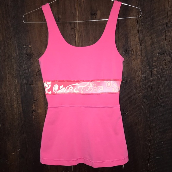 Lululemon tank top - Picture 2 of 4
